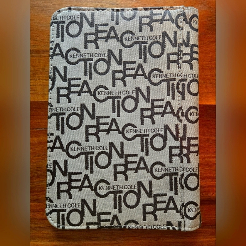 NWOT | Kenneth Cole Reaction | Tablet Case w/ Pockets | Gray, Black, & Silver - Picture 6 of 11
